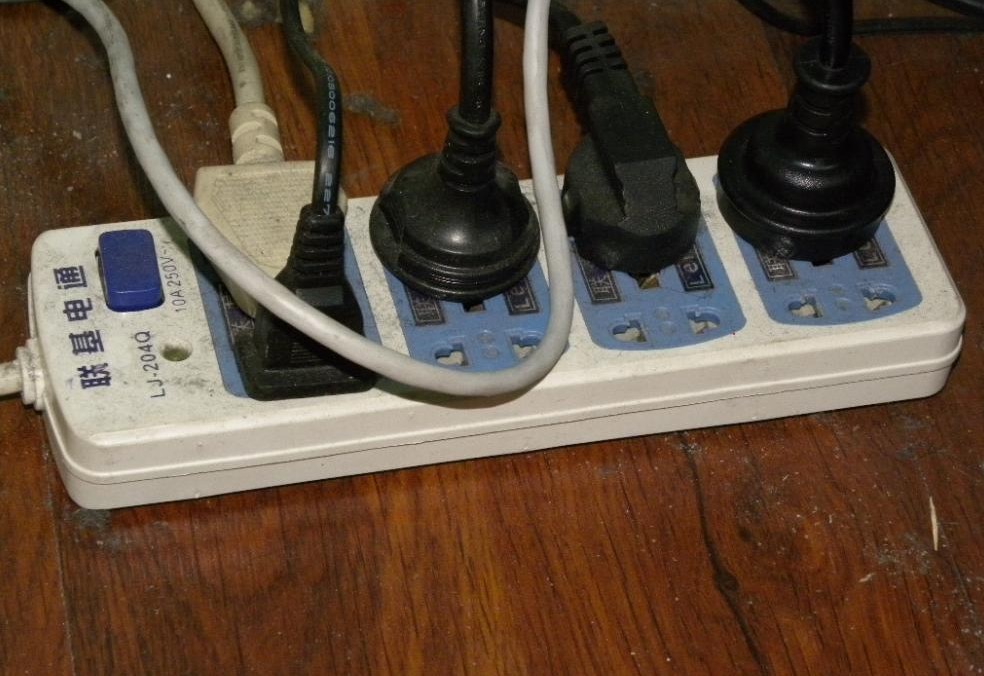 【珠江電纜】隨手拔充電器，真的有必要！